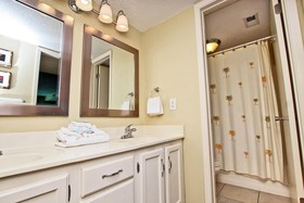 Castaways by Youngs Suncoast