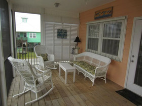 Coastal Dream by Meyer Vacation Rentals