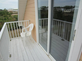 Coastal Dream by Meyer Vacation Rentals