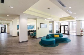 Comfort Inn & Suites Gulf Shores East Beach near Gulf State Park