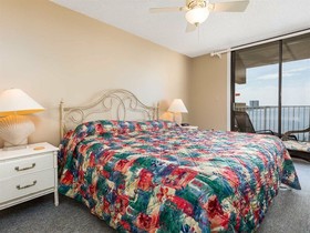 Compass Point by Vacasa