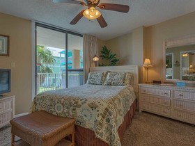 Compass Point by Vacasa