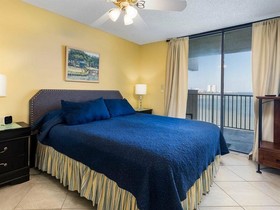 Compass Point by Vacasa