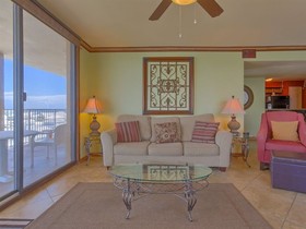 Compass Point by Vacasa