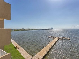 Compass Point by Vacasa