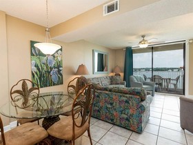 Compass Point by Vacasa