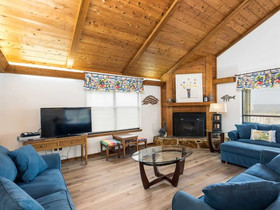 Conch Out by Meyer Vacation Rentals