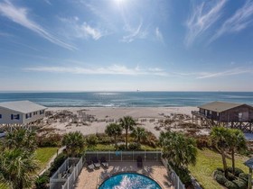 Courageous by Meyer Vacation Rentals