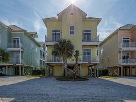 Courageous by Meyer Vacation Rentals