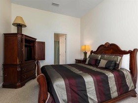 Courageous by Meyer Vacation Rentals