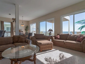 Courageous by Meyer Vacation Rentals