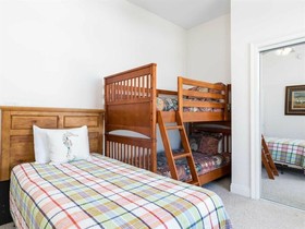 Courageous by Meyer Vacation Rentals