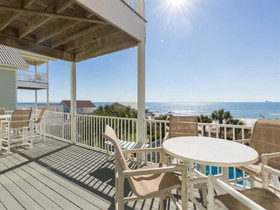 Courageous by Meyer Vacation Rentals