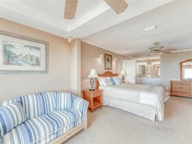 Crosswind Landing by Vacasa