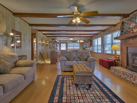 Crystal Lagoon by Meyer Vacation Rentals