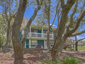 Crystal Lagoon by Meyer Vacation Rentals