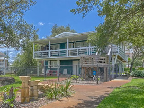 Crystal Lagoon by Meyer Vacation Rentals