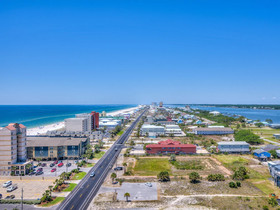 Crystal Tower by Bender Vacation Rentals