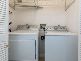 Dolphin Dreams by Meyer Vacation Rentals