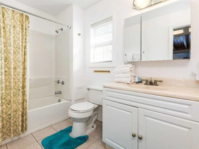 Dolphin Dreams by Meyer Vacation Rentals