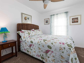Dolphin Dreams by Meyer Vacation Rentals