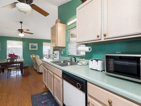 Dorsey's Wave On by Meyer Vacation Rentals