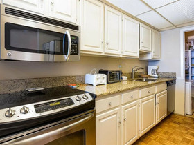 Edgewater by Meyer Vacation Rentals