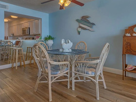 Edgewater by Meyer Vacation Rentals