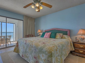 Edgewater by Meyer Vacation Rentals