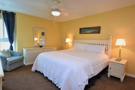 Edgewater West by Bender Vacation Rentals