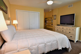 Edgewater West by Bender Vacation Rentals