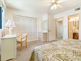 Edgewater West by Bender Vacation Rentals