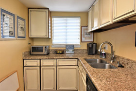 Edgewater West by Bender Vacation Rentals