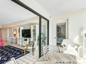 Edgewater West by Bender Vacation Rentals