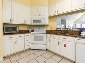 Egret by Meyer Vacation Rentals