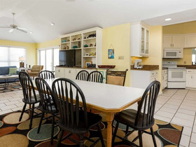 Egret by Meyer Vacation Rentals