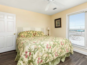 Egret by Meyer Vacation Rentals