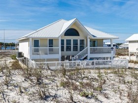 Egret by Meyer Vacation Rentals