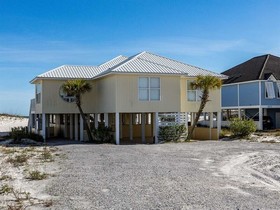 Egret by Meyer Vacation Rentals