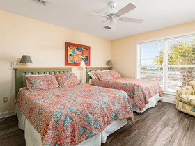 Egret by Meyer Vacation Rentals