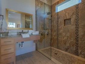 Emerald by Meyer Vacation Rentals