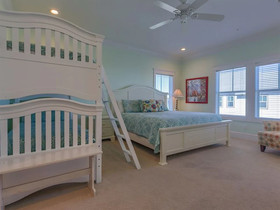 Emerald by Meyer Vacation Rentals