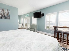 Fernhill By The Sea by Meyer Vacation Rentals