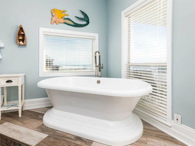 Fernhill By The Sea by Meyer Vacation Rentals