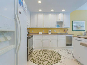 Fernhill By The Sea by Meyer Vacation Rentals