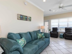 Fort Fun West by Meyer Vacation Rentals