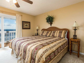 Fort Morgan Townhomes RedAwning