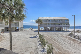 Fort Morgan Townhomes RedAwning