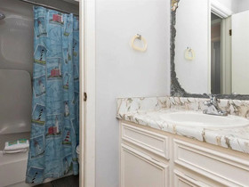 Fort Morgan Townhomes RedAwning