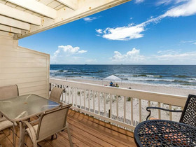 Fort Morgan Townhomes RedAwning